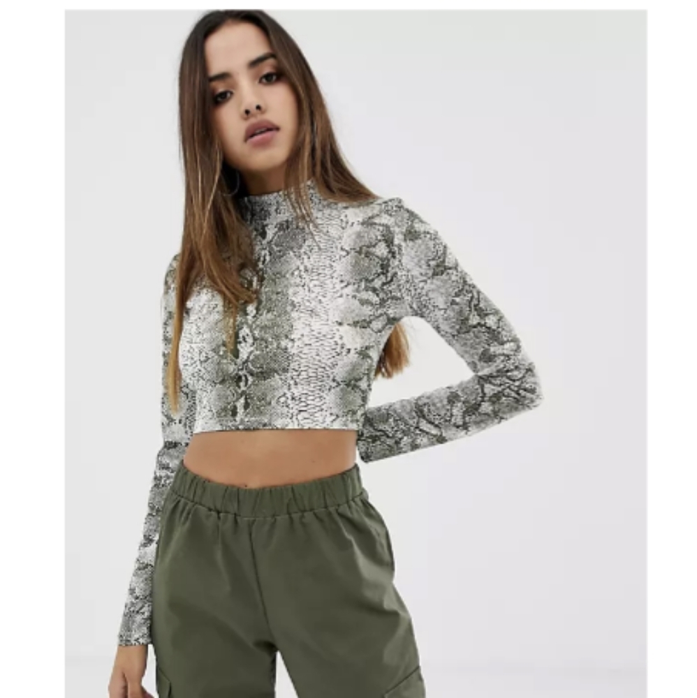 PRETTY LITTLE THING snake pattern crop top